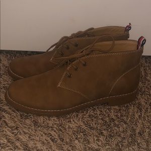 Tommy Hilfiger tan ankle boots